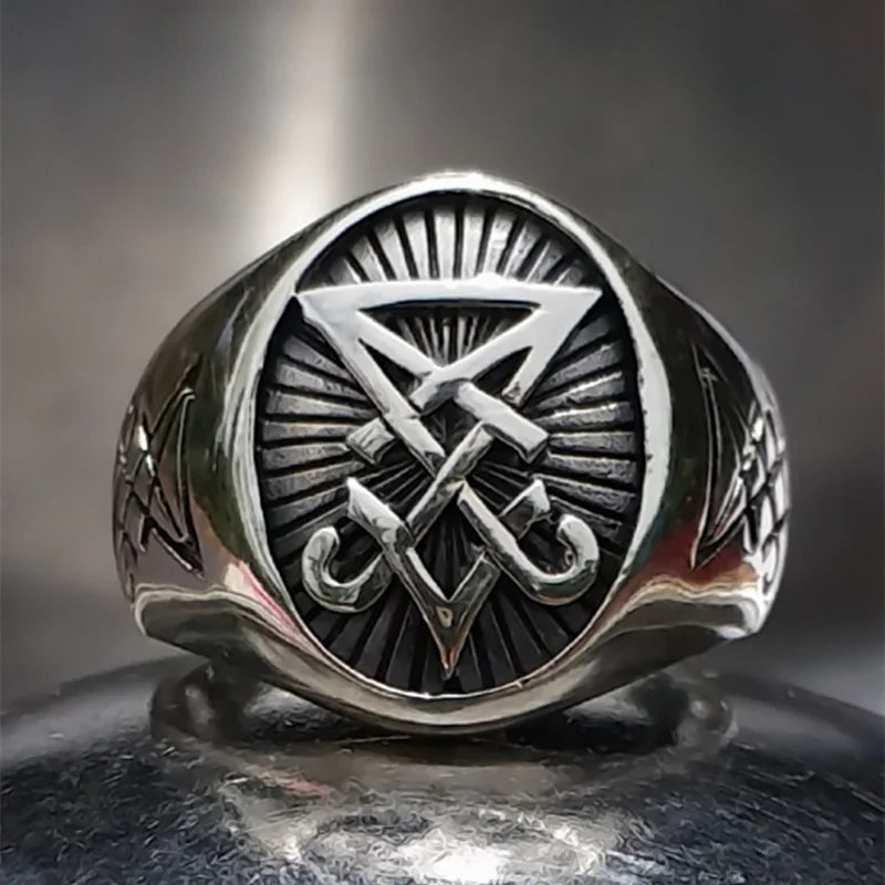 Chevalière Lucifer